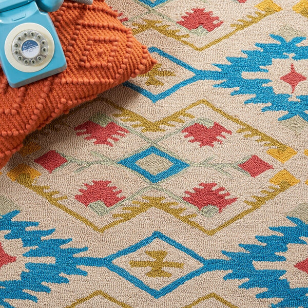 Safavieh Frs479 Hand Hooked 100% Polyproplene Pile Rug FRS479A-4R