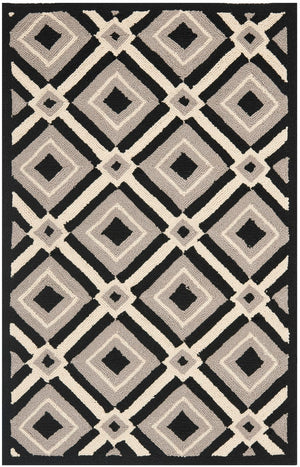 Safavieh Four FRS483 Hand Hooked Rug