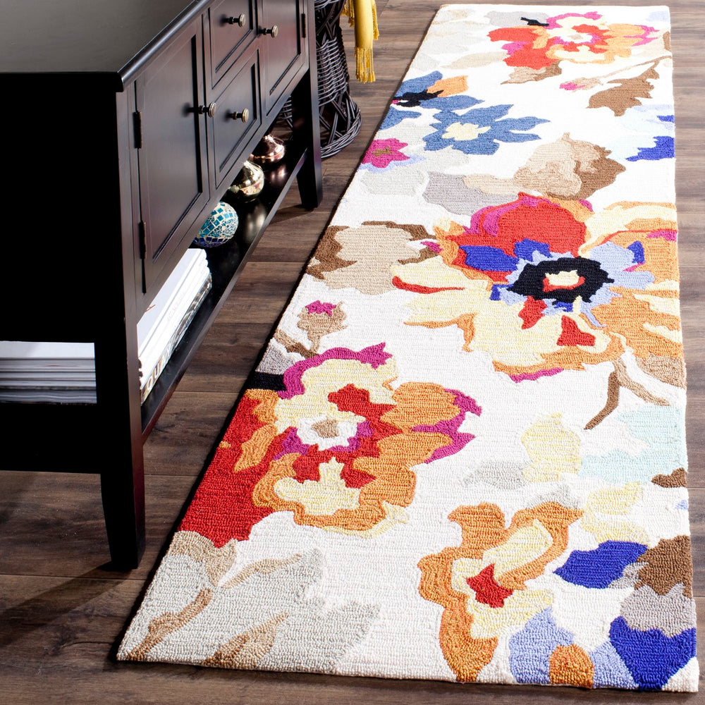 Safavieh Four FRS509 Hand Hooked Rug