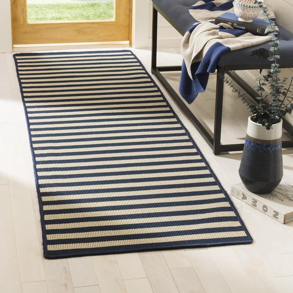Safavieh Four Seasons 650 Power Loomed 100% Polypropylene Pile Rug FRS650B-4