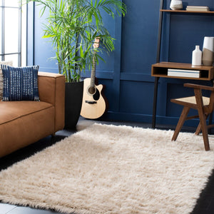 Safavieh Faux Sheep Skin 235 Power Loomed 80% Acrylic/20% Polyester Rug FSS235K-9