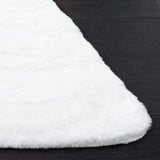 Safavieh Faux Sheep Skin 515 Power Loomed 80% Acrylic/20% Polyester Rug FSS515A-8