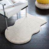 Safavieh Faux Sheep Skin 515 Power Loomed 80% Acrylic/20% Polyester Rug FSS515K-8