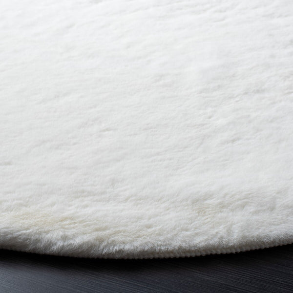 Safavieh Faux Sheep Skin 235 POWER LOOMED Japanese Acrylic Rug FSS235A-4R