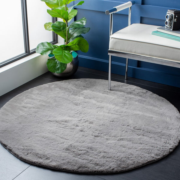 Safavieh Faux Sheep Skin 235 POWER LOOMED Japanese Acrylic Rug FSS235D-4R