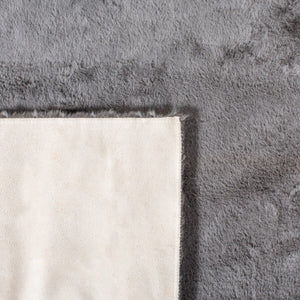 Safavieh Faux Sheep Skin 535 Power Loomed 80% Acrylic/20% Polyester Rug FSS535D-8