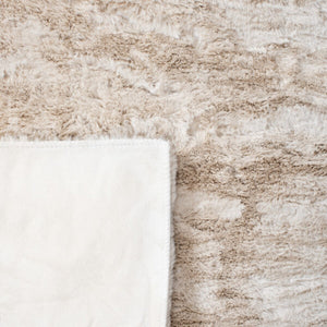 Safavieh Faux Sheep Skin 535 Power Loomed 80% Acrylic/20% Polyester Rug FSS535K-8