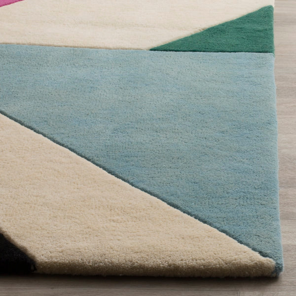Safavieh Fifth FTV114 Hand Tufted Rug