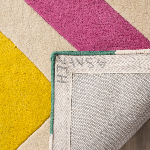 Safavieh Fifth FTV114 Hand Tufted Rug