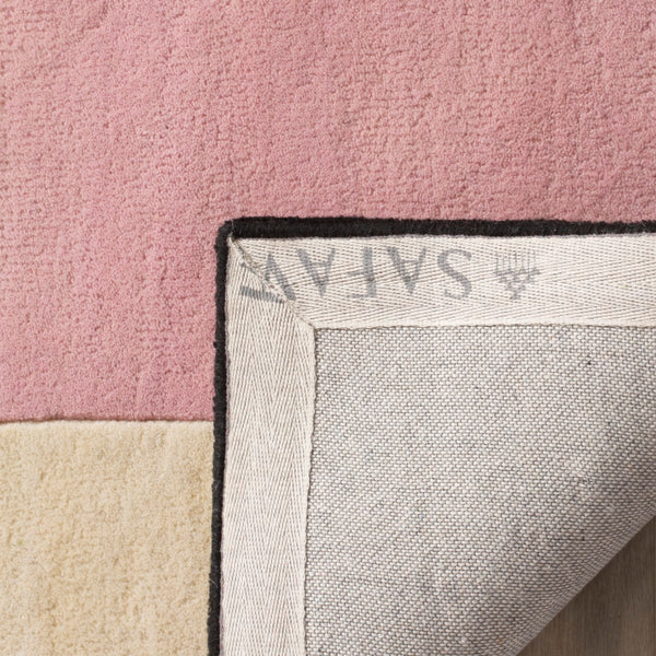 Safavieh Fifth FTV122 Hand Tufted Rug