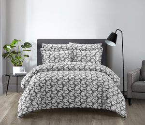 Chrisley Grey Queen 7pc Duvet Set