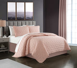 Chyle Blush Queen 3pc Quilt Set