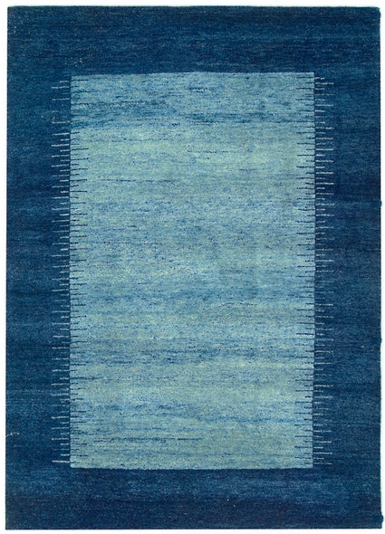 Safavieh GB127 Hand Knotted Rug