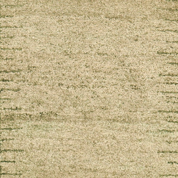 Safavieh GB127 Hand Knotted Rug