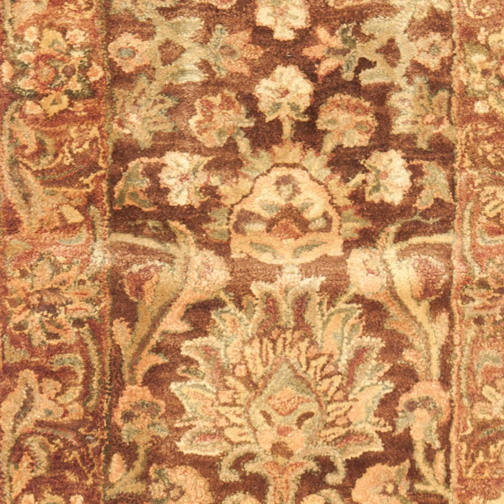 Safavieh Golden GJ273 Hand Tufted Rug