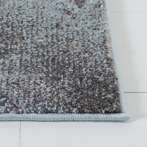 Safavieh Glacier 125 Power Loomed 100% Polypropylene Contemporary Rug GLA125L-5SQ