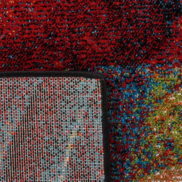 Glacier 126 Contemporary Power Loomed 100% Polypropylene Rug Red / Green