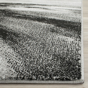 Safavieh Glacier 127 Power Loomed 100% Polypropylene Contemporary Rug GLA127C-8SQ