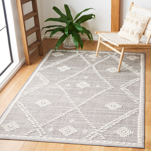Safavieh Global 868 Power Loomed Polypropylene Pile Indoor/Outdoor Rug GLB868F-9
