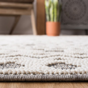 Global 800 Global 878 Indoor/Outdoor Power Loomed Polypropylene Pile Rug Grey / Ivory