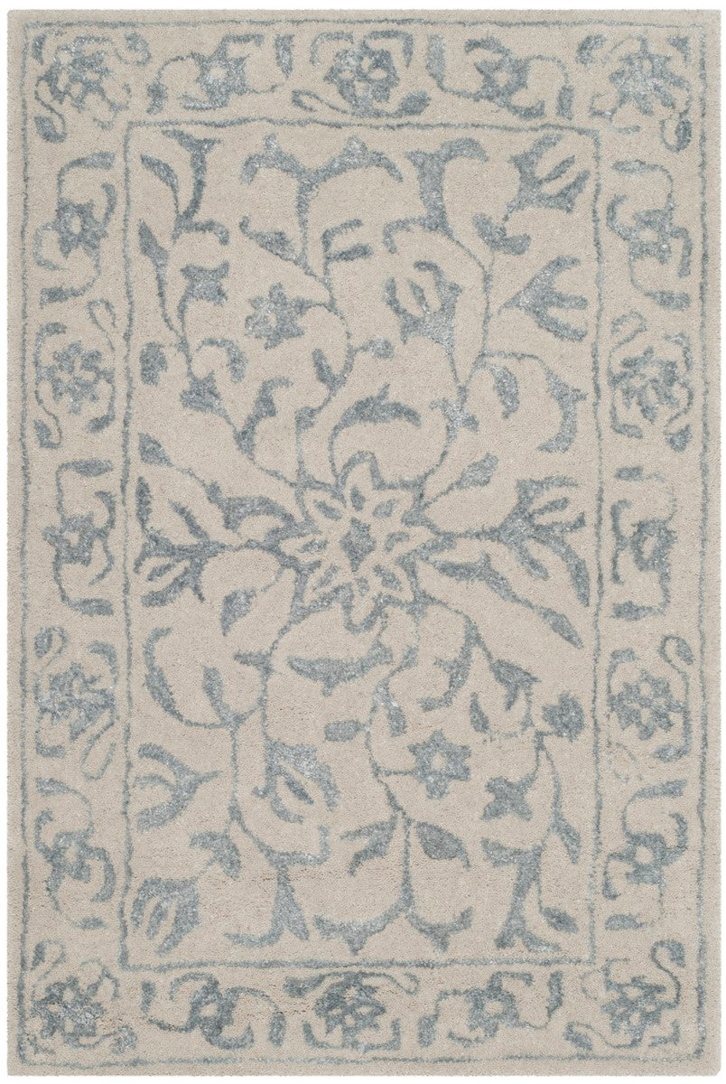 Safavieh Glamour GLM515 Hand Tufted Rug