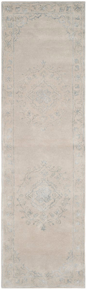 Safavieh Glamour GLM533 Hand Tufted Rug