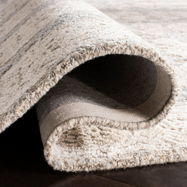 Safavieh Glamour 536 Hand Tufted 75% Viscose/25% Wool Rug GLM536F-811