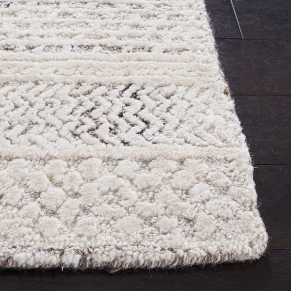 Safavieh Glamour 538 TUFTED 25% WOOL & 75% VISCOSE Rug GLM538A-8