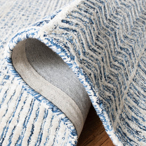 Safavieh Glamour 538 TUFTED 25% WOOL & 75% VISCOSE Rug GLM538N-9