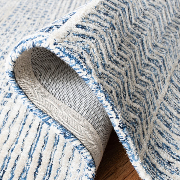 Safavieh Glamour 538 TUFTED 25% WOOL & 75% VISCOSE Rug GLM538N-9