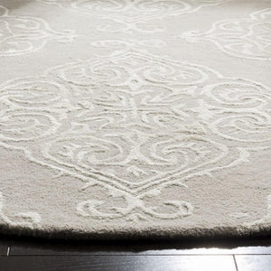Safavieh Glamour 568 Hand Tufted 75% Viscose/25% Wool Rug GLM568A-9