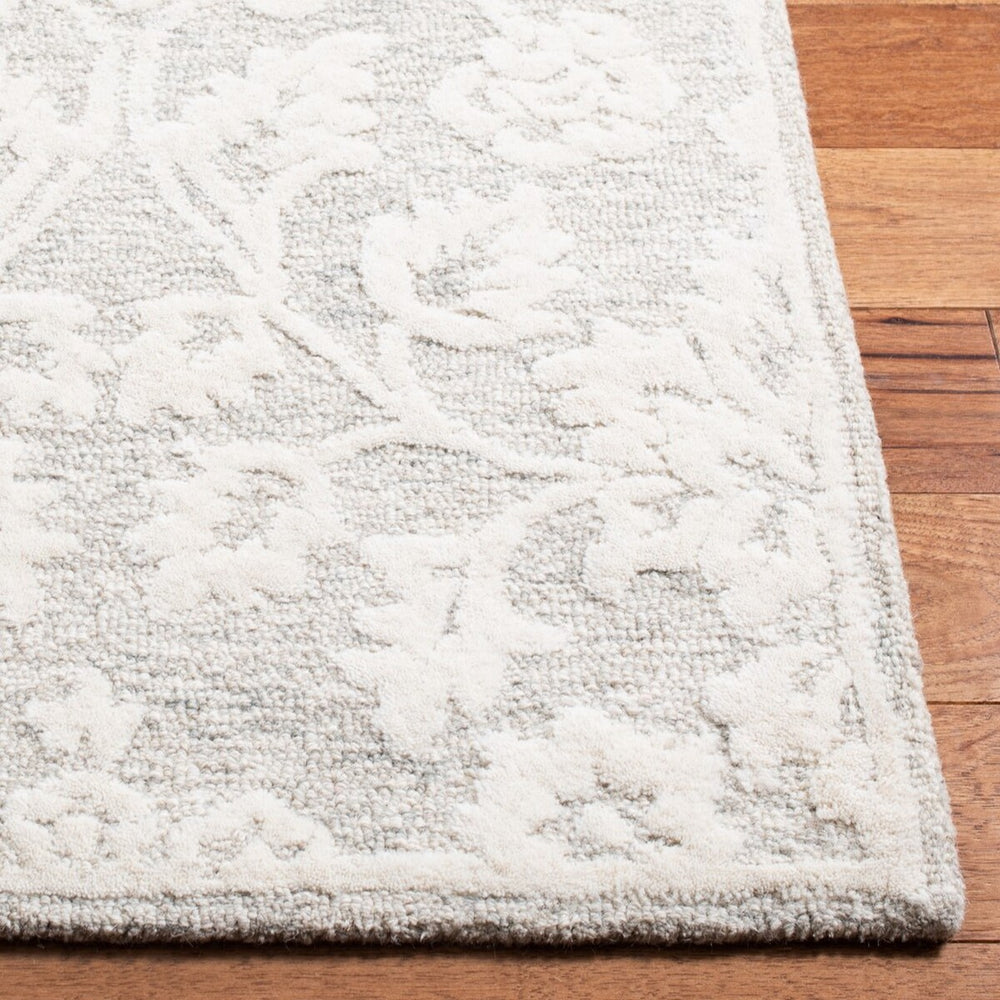 Glamour 651  Hand Tufted 100% Wool Pile Rug Beige / Ivory