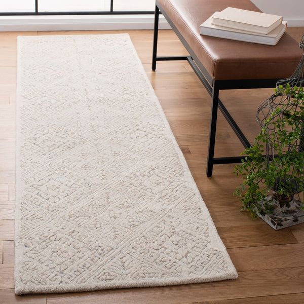 Glamour 660  Hand Tufted 100% Wool Pile Rug Ivory / Beige