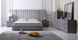 Queen Modrest Buckley - Grey & Black Stainless Steel Bedroom Set
