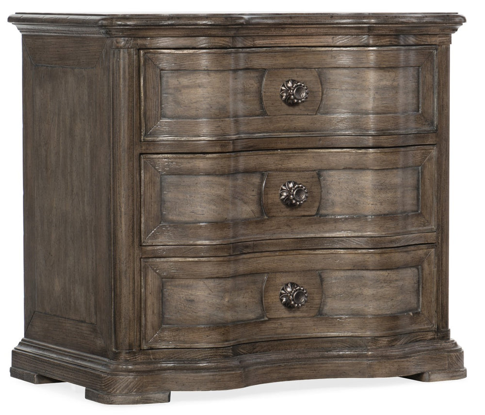 Hooker Furniture Woodlands Traditional-Formal Three-Drawer Nightstand in Poplar and Hardwood Solids with Flat Cut Primavera, Quartered Oak Veneers, Cedar and Felt Panel 5820-90016-84