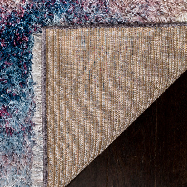 Safavieh Gypsy GYP520 Power Loomed Rug