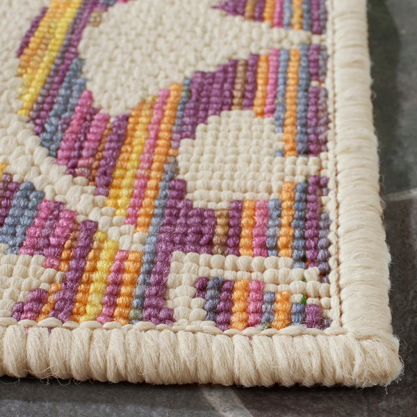 Safavieh Havana HAV202 Power Loomed Rug