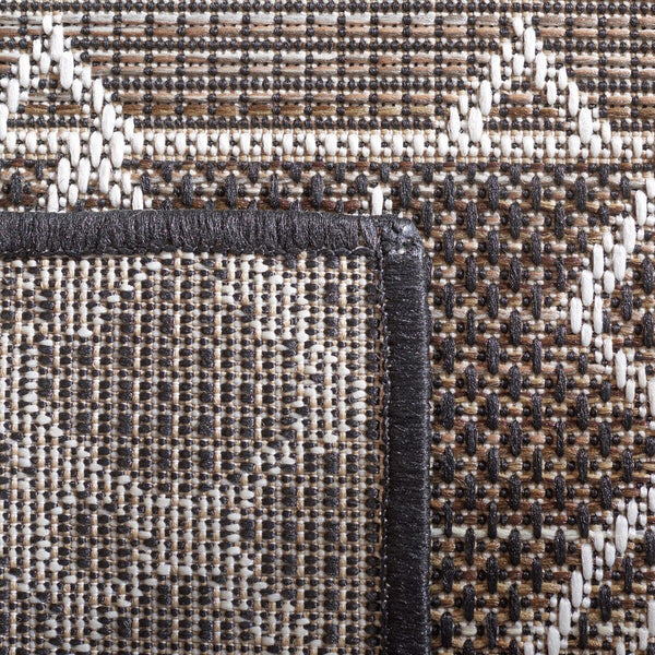 Safavieh Havana 301 Power Loomed 74% Polypropylene/12% Polyester/14% Backing Material Outdoor Rug HAV301T-9