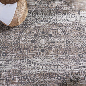 Safavieh Havana 319 Power Loomed 74% Polypropylene/12% Polyester/14% Backing Material Outdoor Rug HAV319E-9