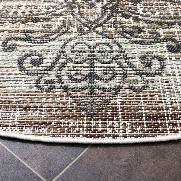 Safavieh Havana 319 Power Loomed 74% Polypropylene/12% Polyester/14% Backing Material Outdoor Rug HAV319E-9