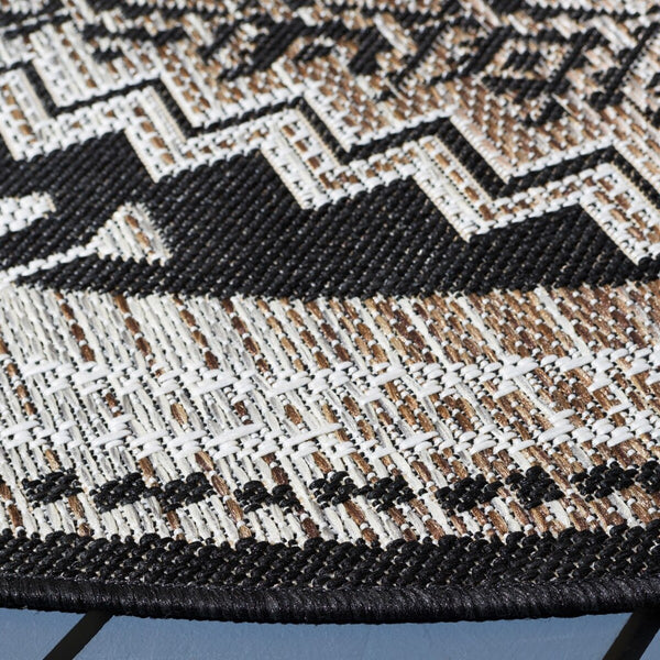 Safavieh Havana 341 Power Loomed 74% Polypropylene/12% Polyester/14% Backing Material Outdoor Rug HAV341E-9