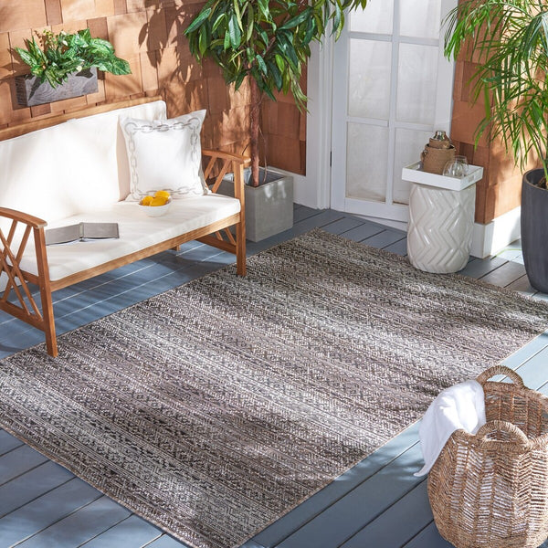Safavieh Havana 350 Power Loomed 74% Polypropylene/12% Polyester/14% Backing Material Outdoor Rug HAV350E-9