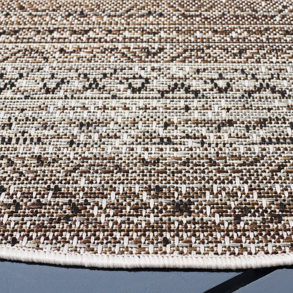 Safavieh Havana 350 Power Loomed 74% Polypropylene/12% Polyester/14% Backing Material Outdoor Rug HAV350E-9