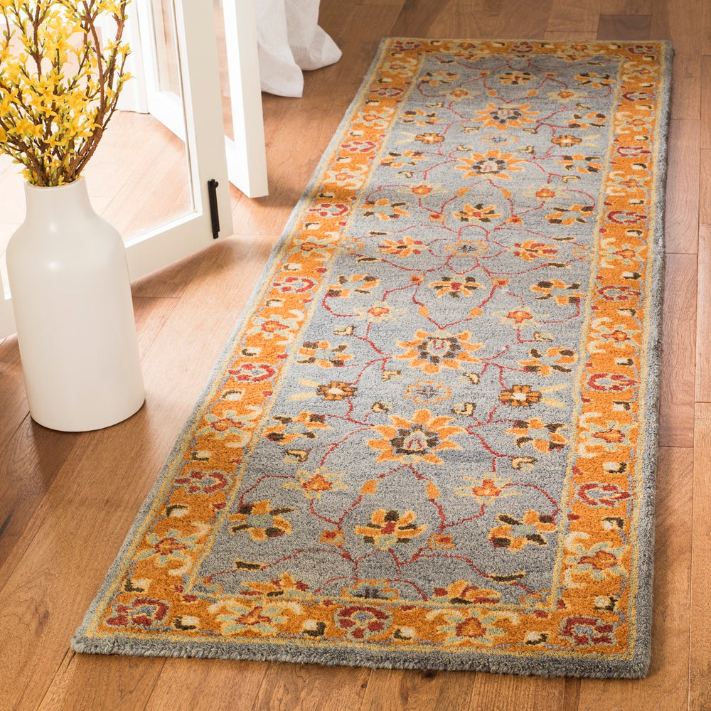 Safavieh Heritage HG401 Hand Tufted Rug