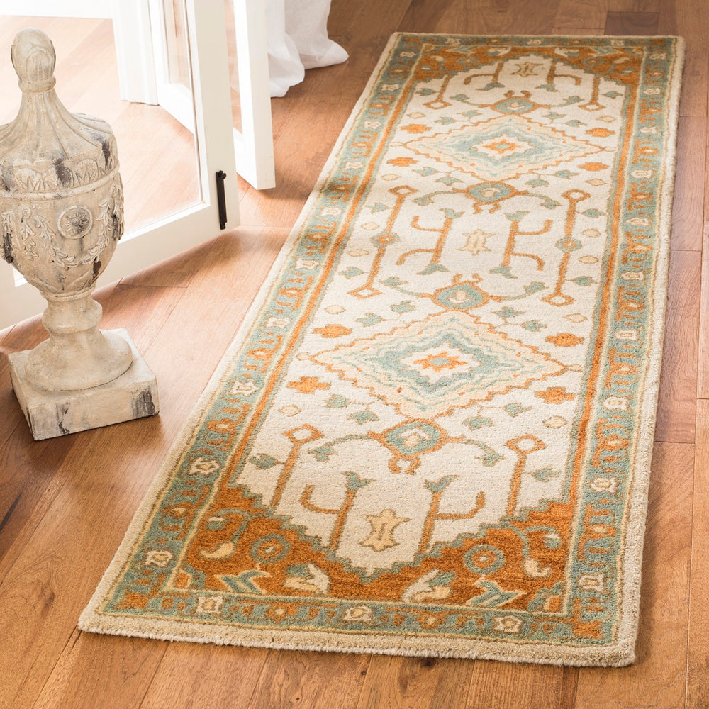 Safavieh Heritage HG406 Hand Tufted Rug