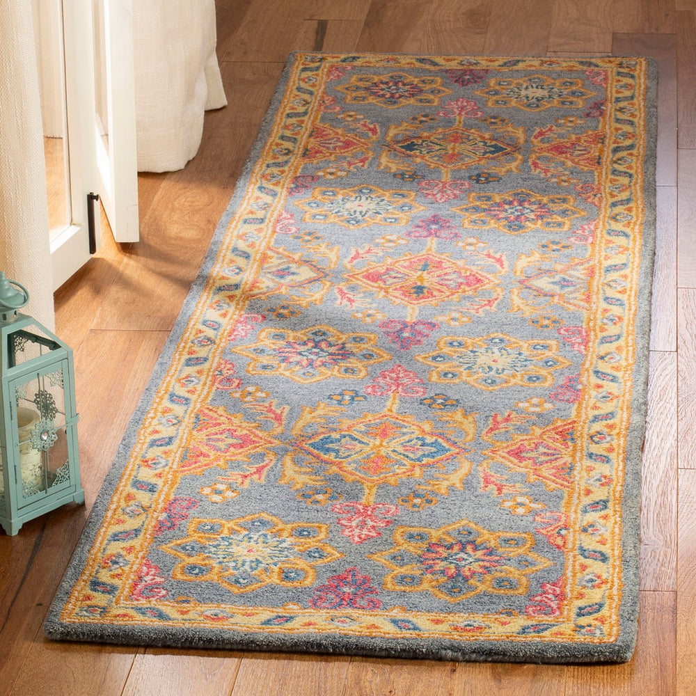 Safavieh Heritage HG415 Hand Tufted Rug