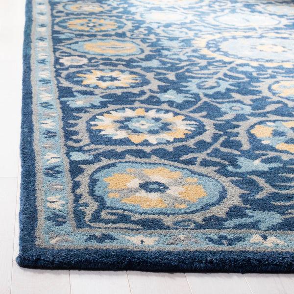 Safavieh Heritage HG423 Hand Tufted Rug