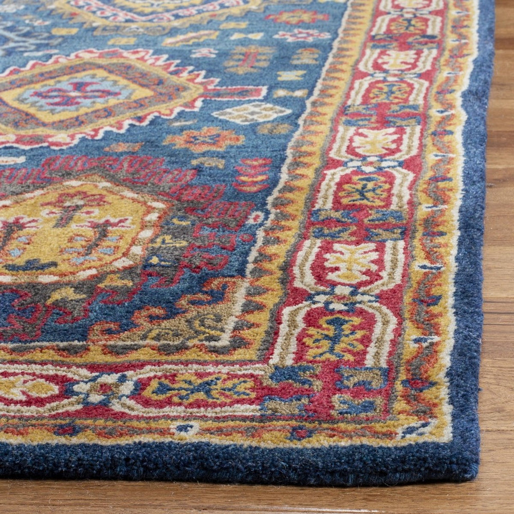 Safavieh Heritage 426 Hand Tufted Wool Traditional Rug HG426N-9