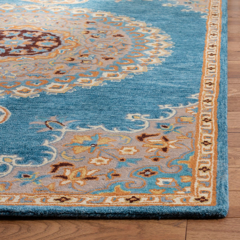 Safavieh Heritage HG551 Hand Tufted Rug