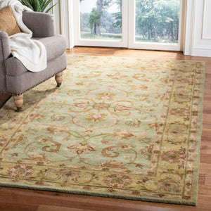 Safavieh Heritage HG811 Hand Tufted Rug